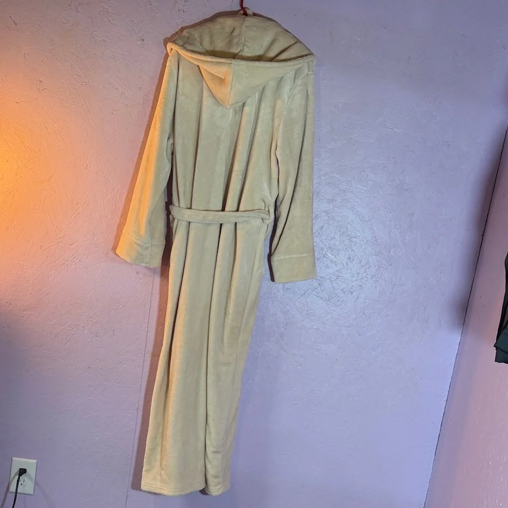 AME Sleepwear Cream Robe - Picture 3 of 3